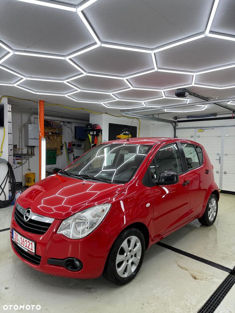 Opel Agila - 2
