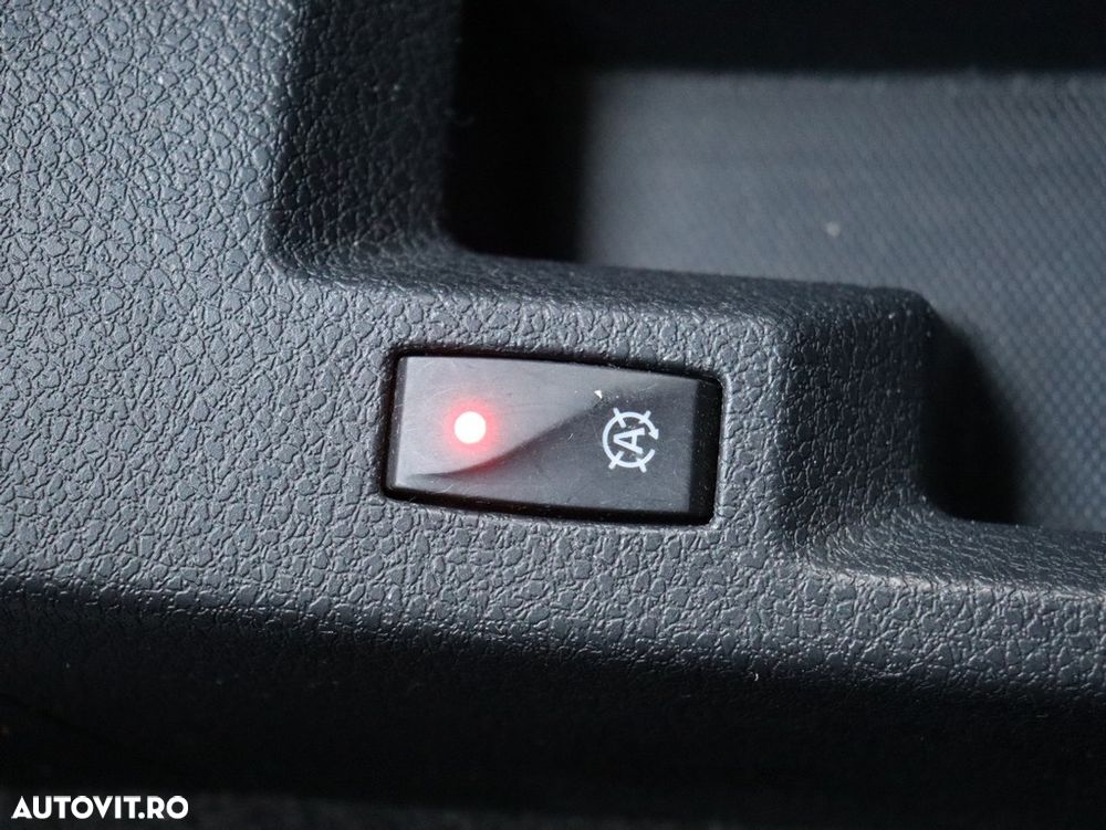 Dacia Sandero Stepway TCe 90 MT6 Comfort - 17