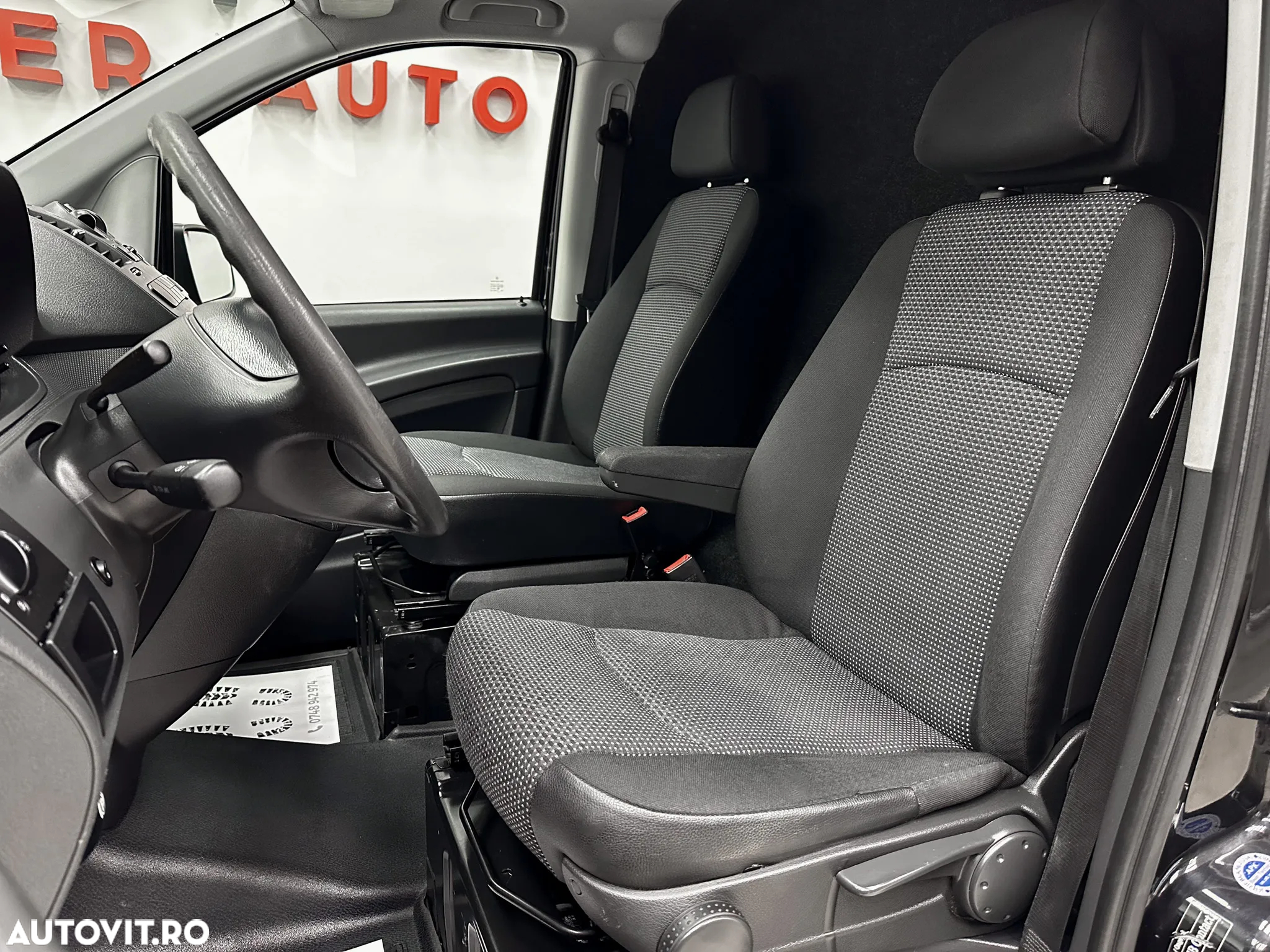 Mercedes-Benz VITO - 18