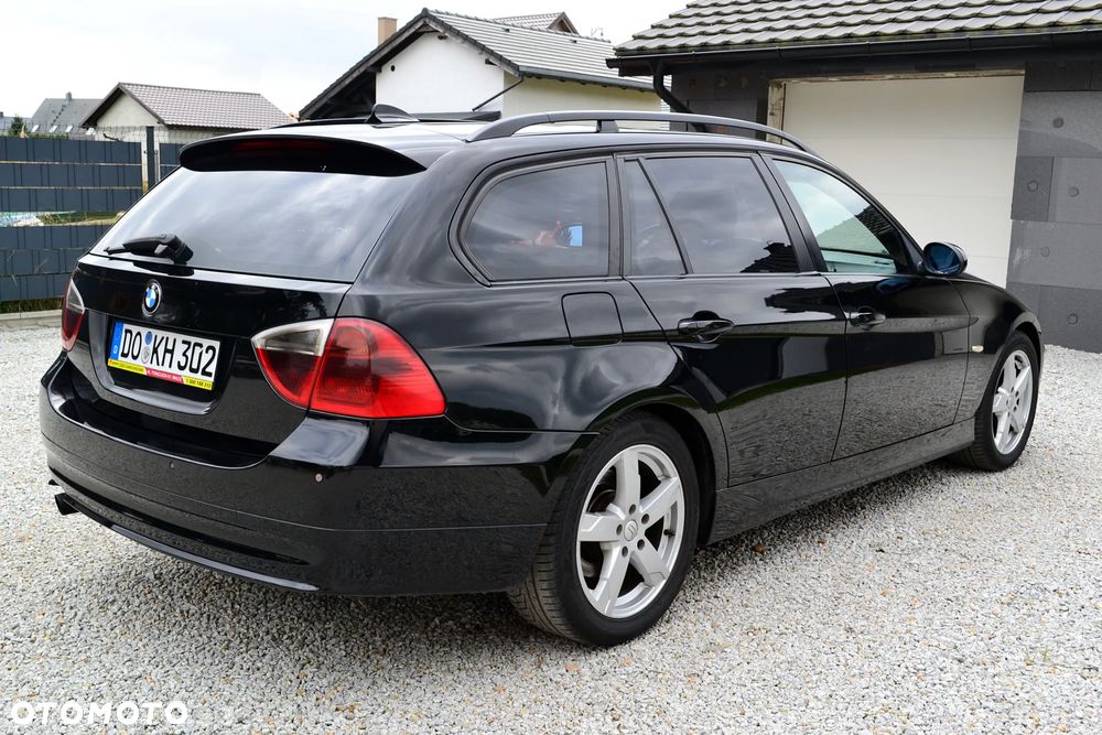 BMW Seria 3 320d - 4