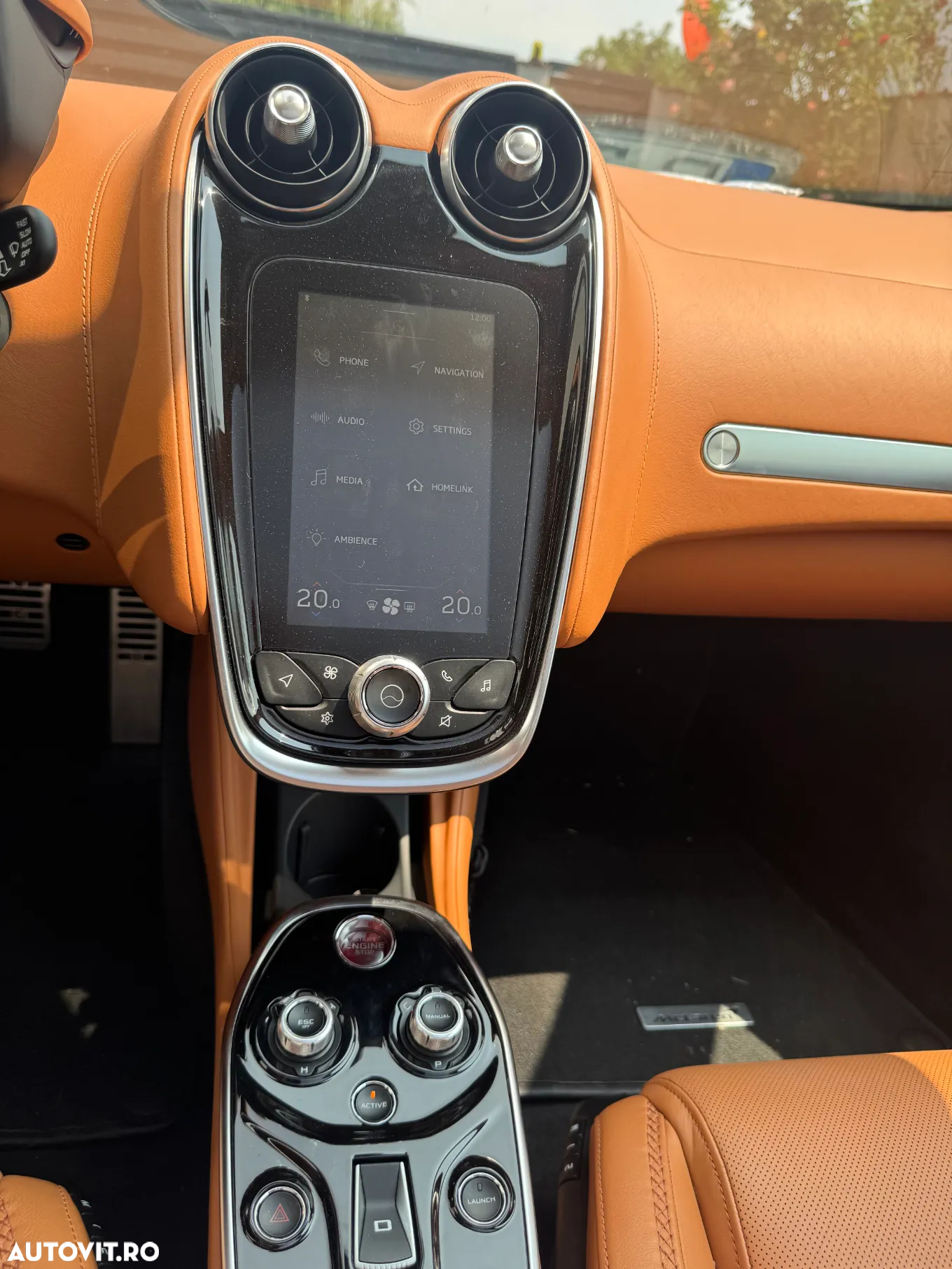 McLaren GT Standard - 13