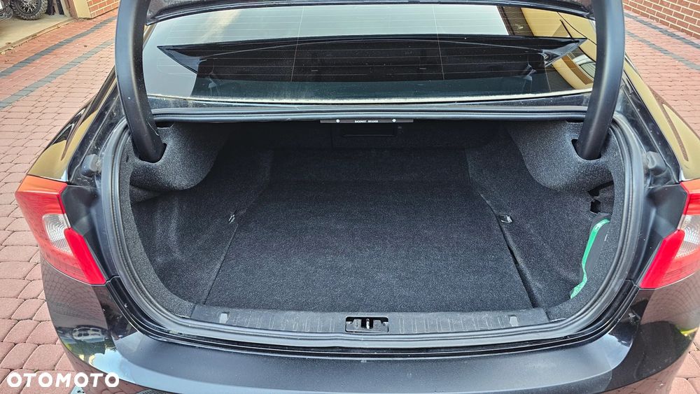 Volvo S60 T3 R-Design Summum - 24