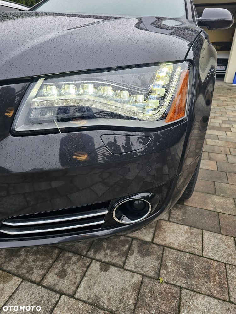 Audi A8 4.0 TFSI cylinder on demand quattro tiptronic Lang - 13