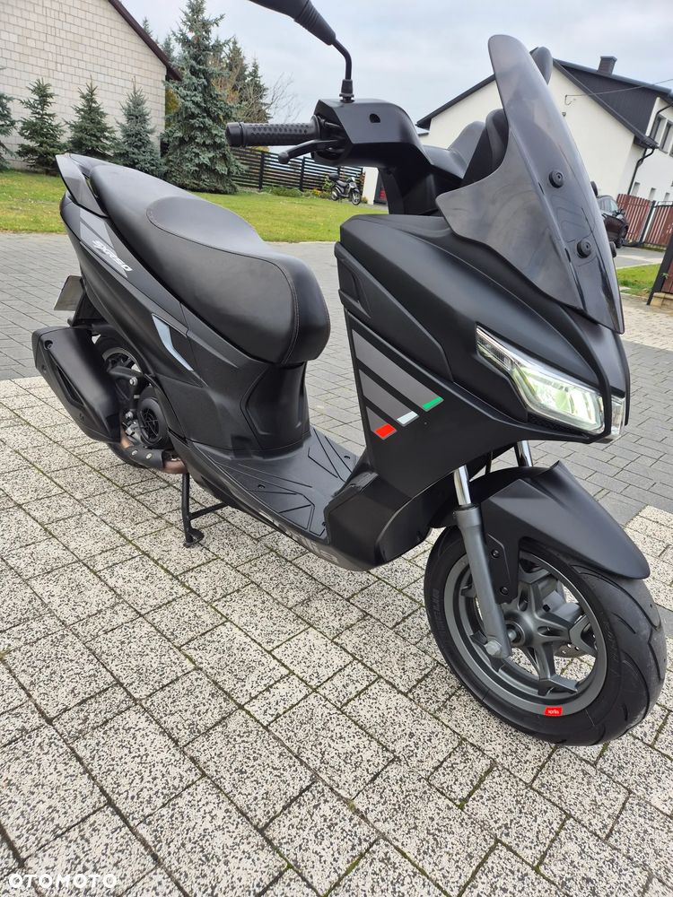 Aprilia SR