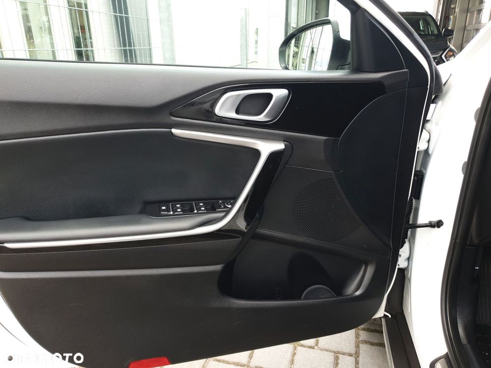Kia XCeed 1.5 T-GDI L DCT - 11