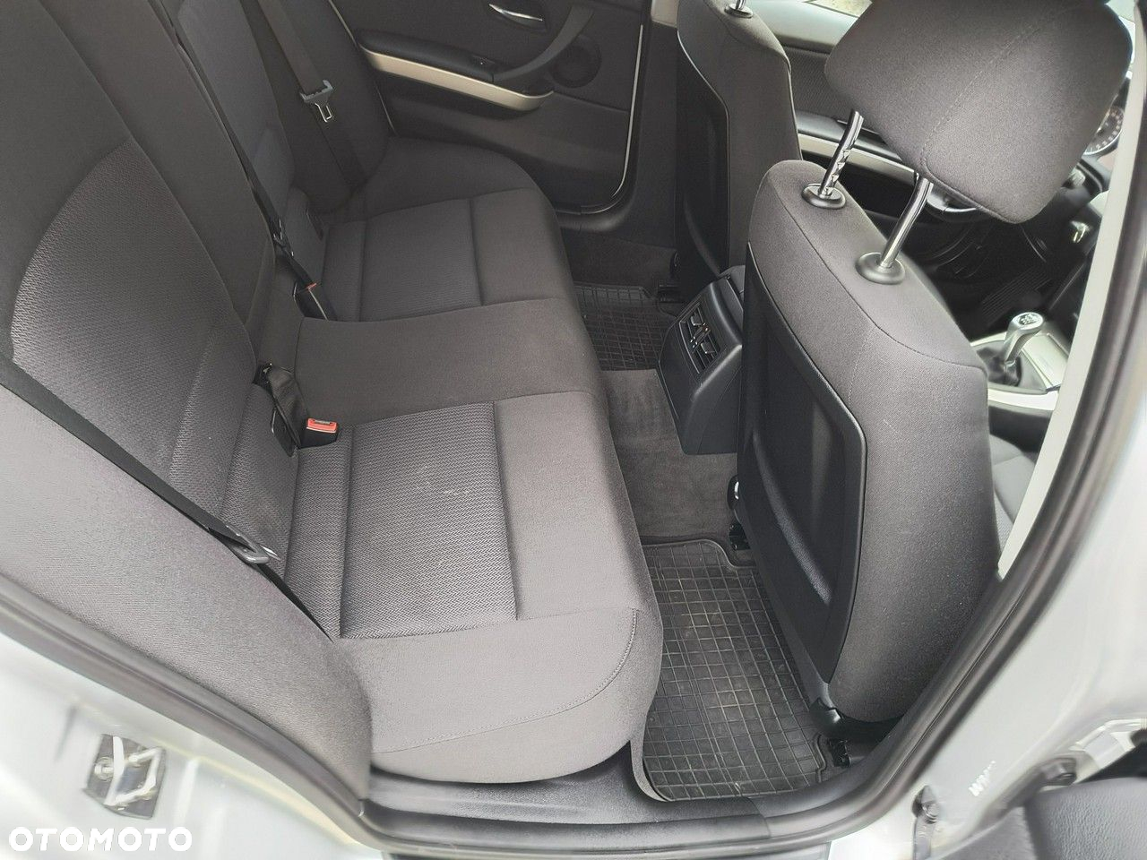 BMW Seria 3 318d Touring Sport Line - 23
