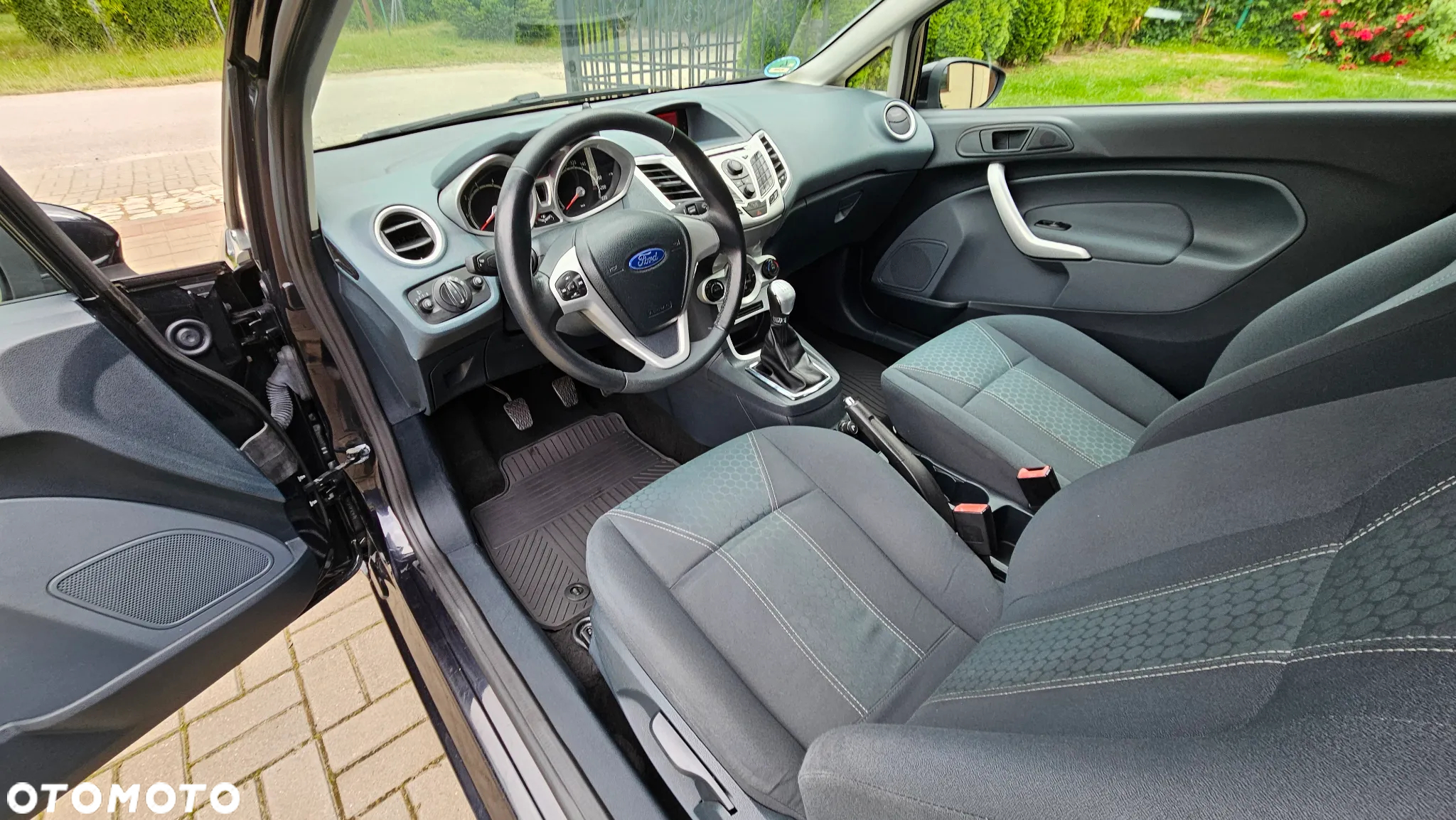 Ford Fiesta 1.25 Titanium - 10