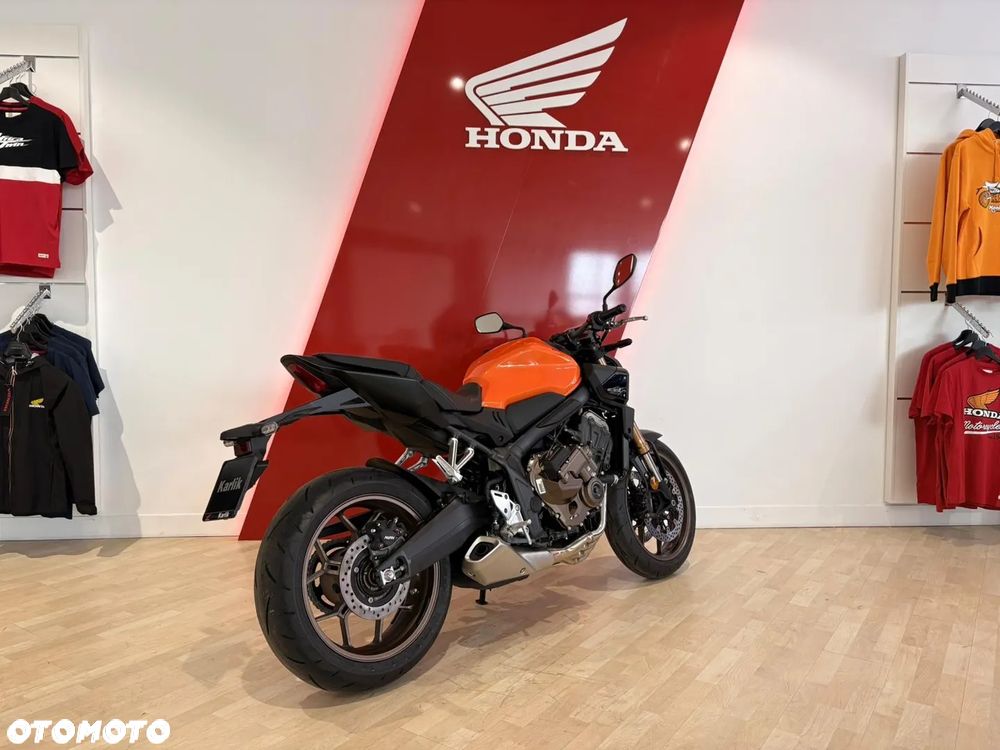 Honda CB - 4