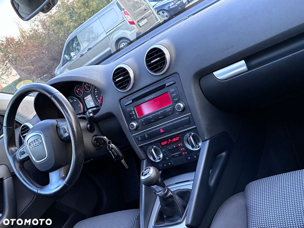 Audi A3 Sportback 2.0 TDI DPF Ambition - 12