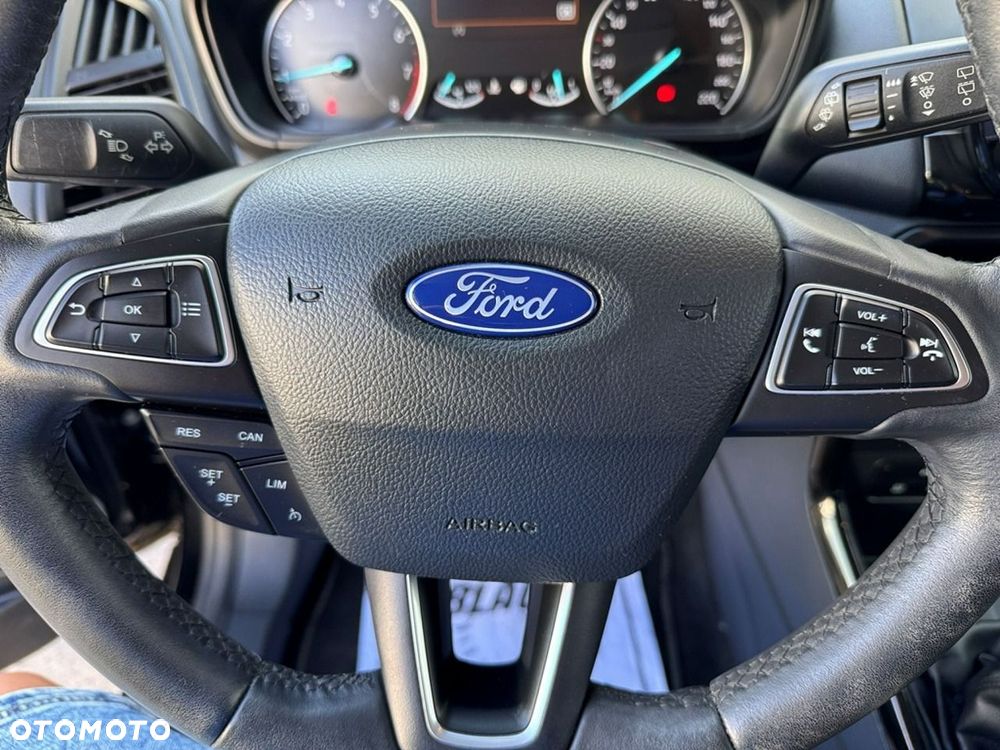 Ford EcoSport - 12
