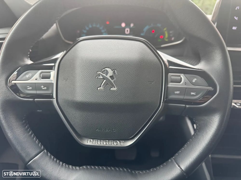 Peugeot e-208 Active Pack - 9