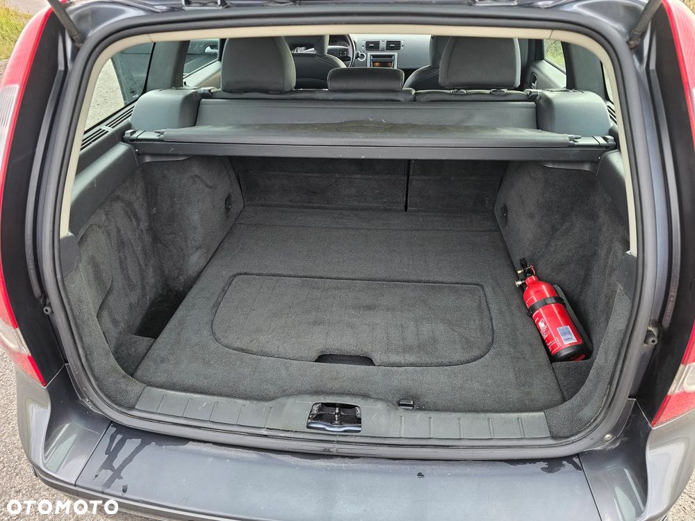 Volvo V50 2.0D - 35