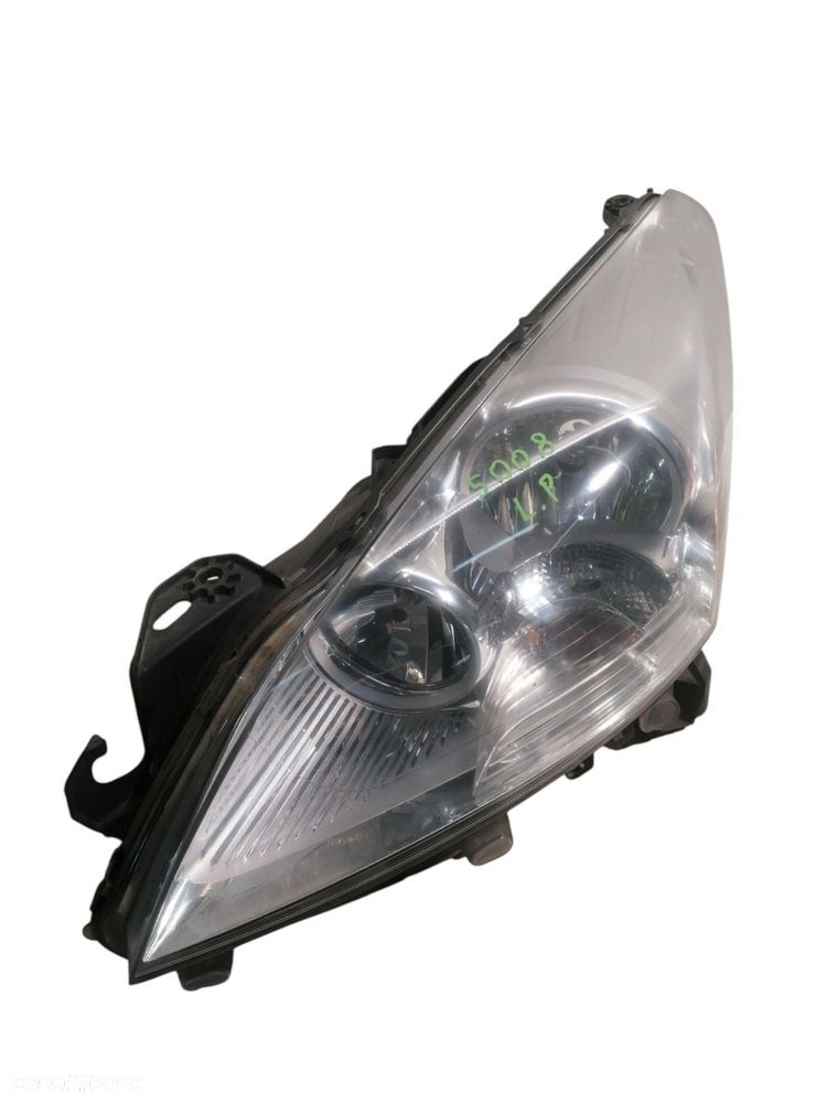 LAMPA LEWA PRZEDNIA PRZÓD PEUGEOT 5008 I - 2