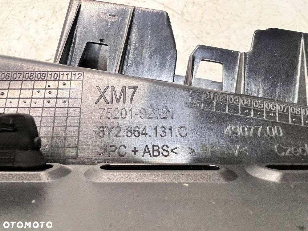 SCHOWEK PÓŁKA KONSOLI AUDI A3 8Y 8Y2864131C - 8