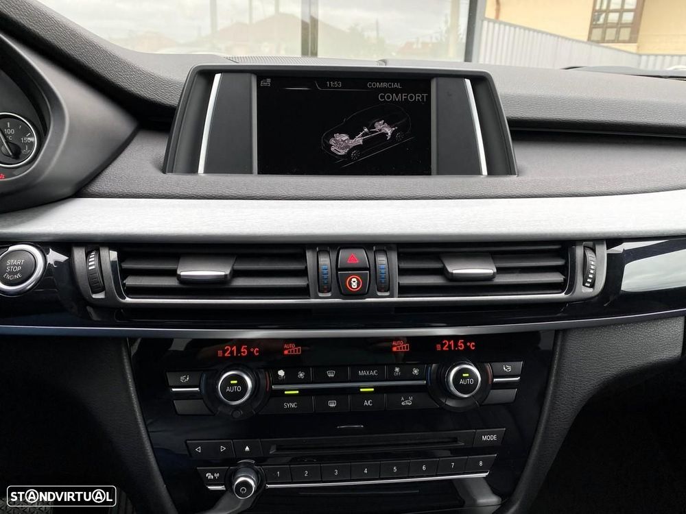 BMW X5 30 d xDrive Pack M - 25