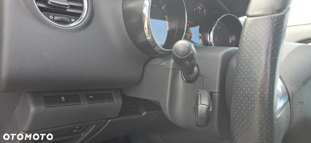 Peugeot 5008 - 17