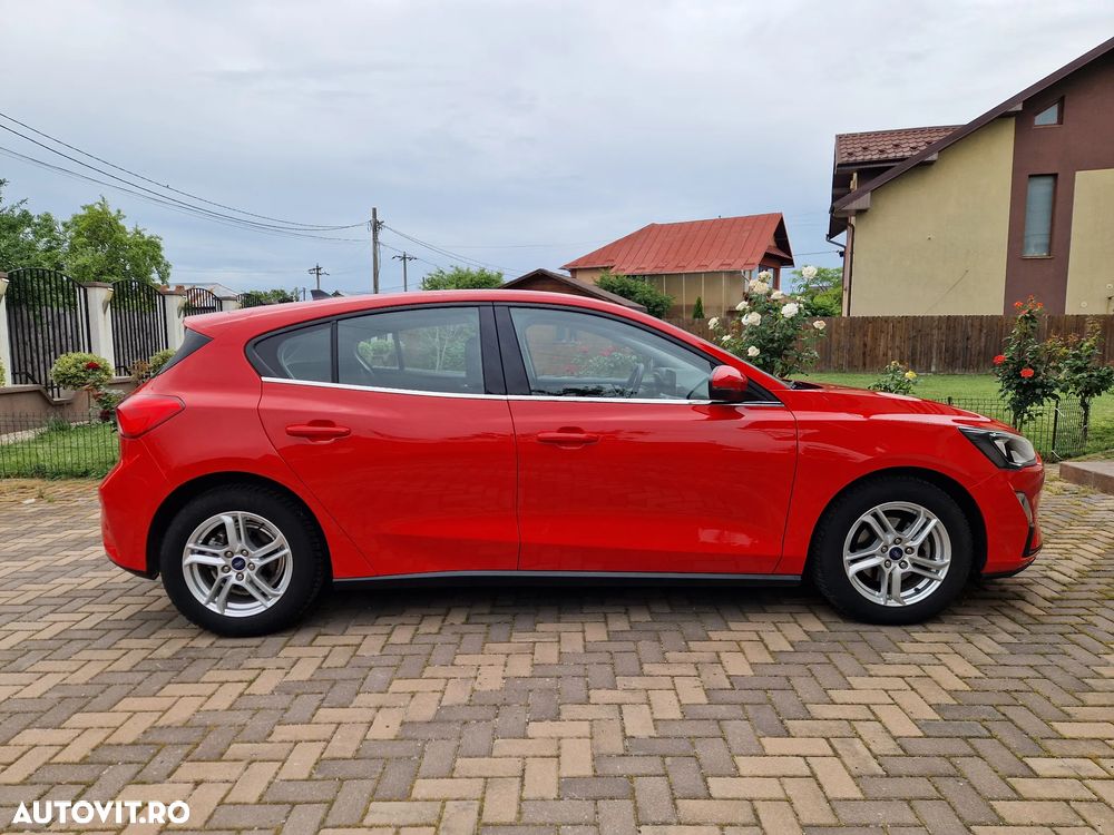 Ford Focus 1.0 EcoBoost Titanium - 19