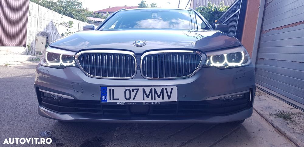 BMW Seria 5 520d AT - 2