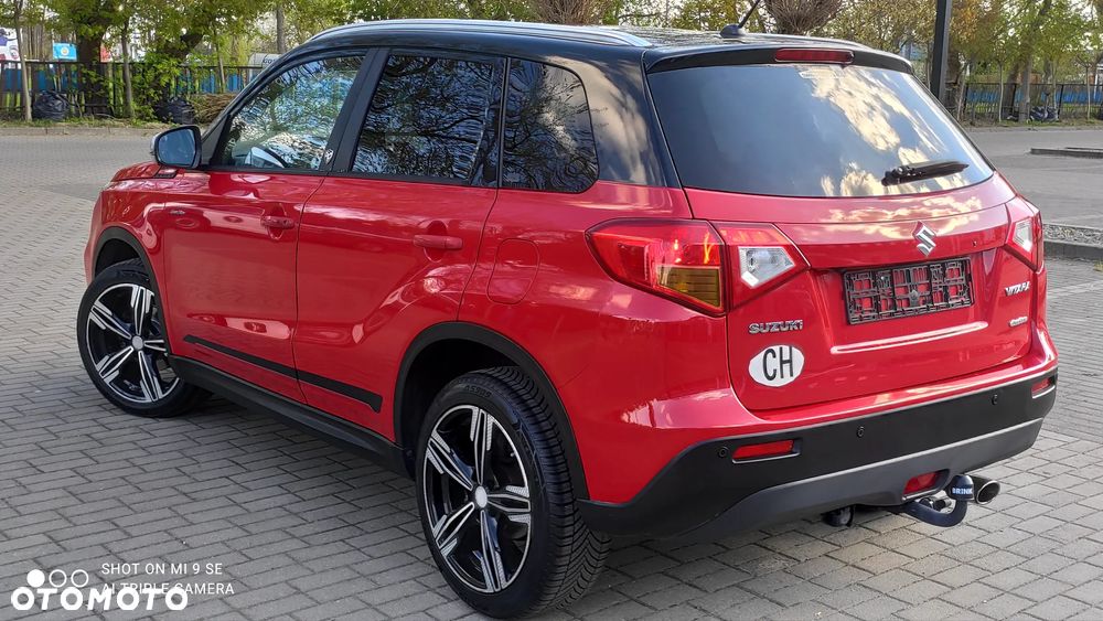 Suzuki Vitara 1.4 Boosterjet Premium 4WD - 3