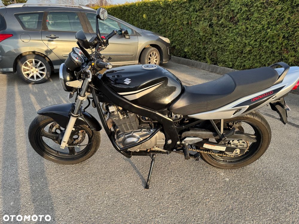 Suzuki GS - 4