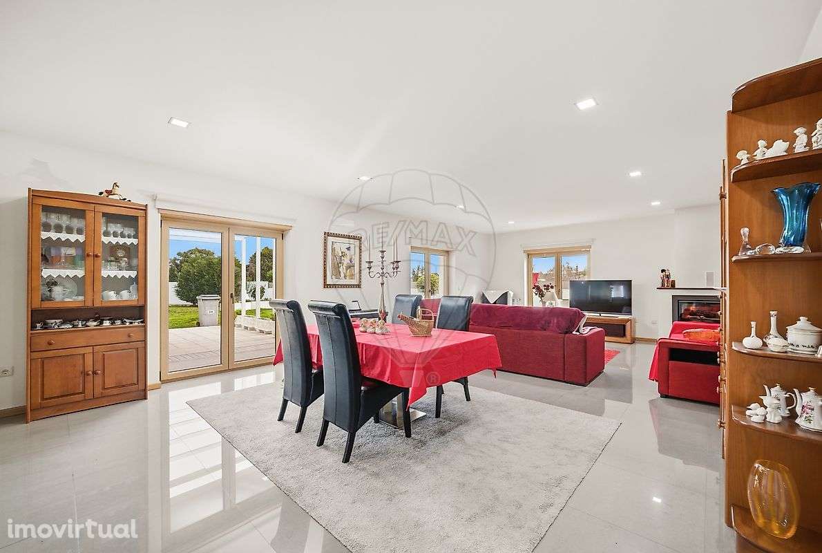 Moradia T4 para venda - Grande imagem: 4/50