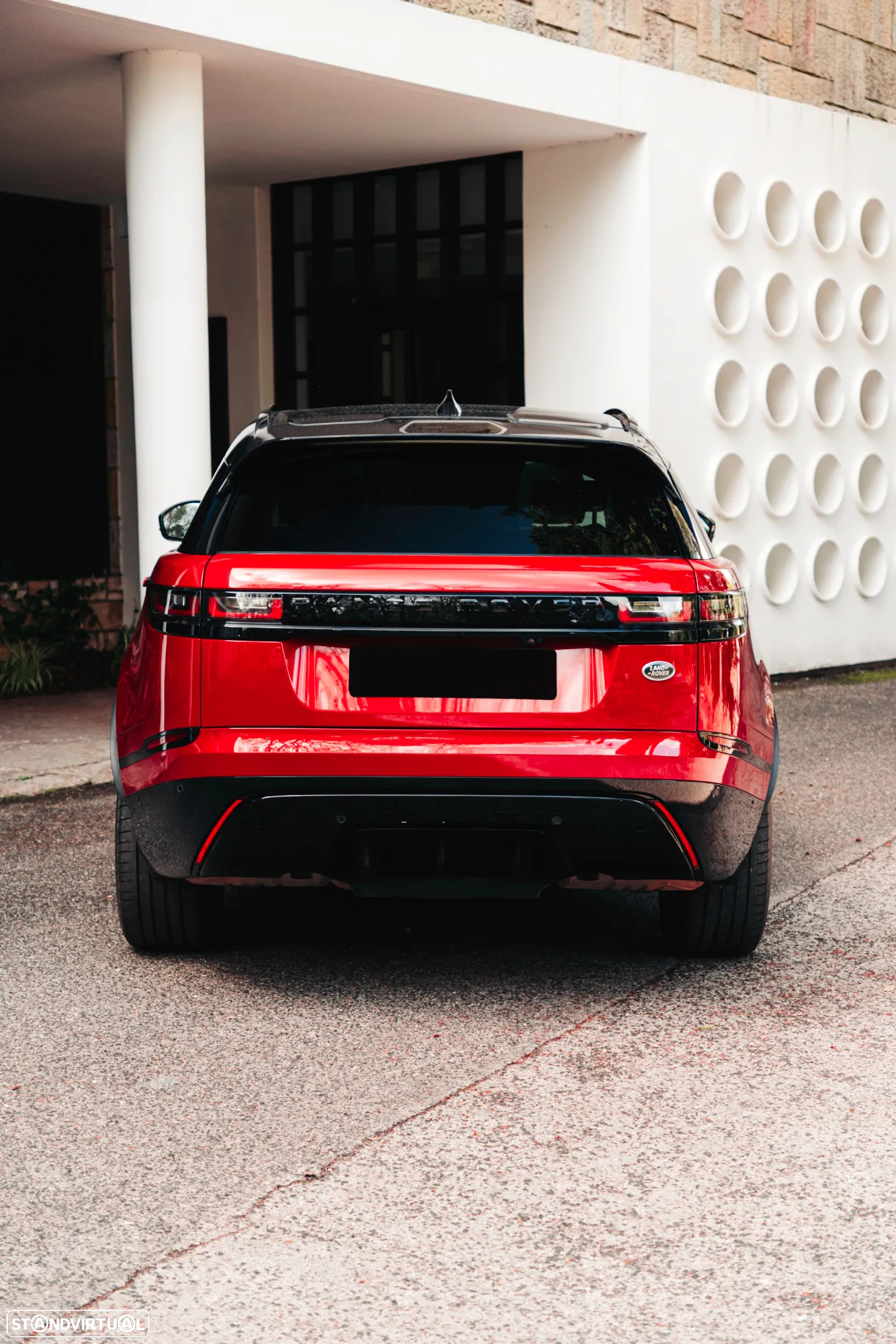 Land Rover Range Rover Velar 2.0 P400e AWD R-Dynamic - 27