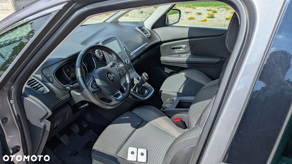 Renault Scenic 1.5 dCi Zen - 5