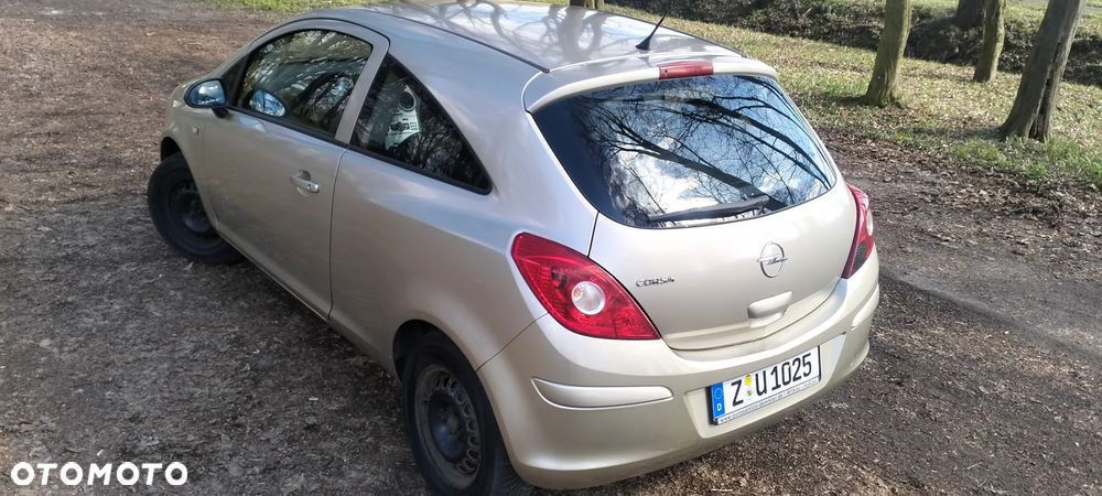 Opel Corsa 1.2 16V Enjoy - 30