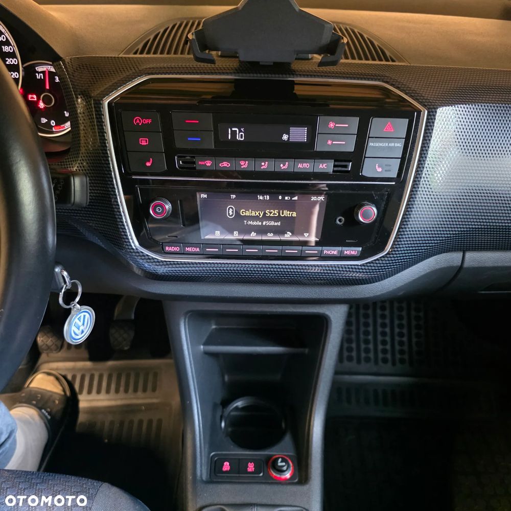Volkswagen up! high - 12