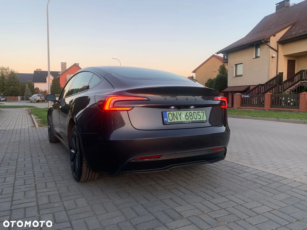 Tesla Model 3 Premium Langstreckenbatterie RWD - 12