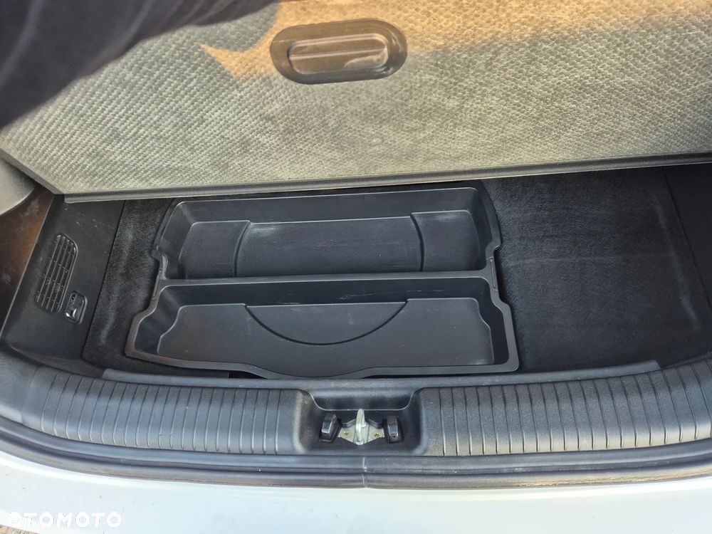 Hyundai ix20 1.4 CRDi Premium - 14