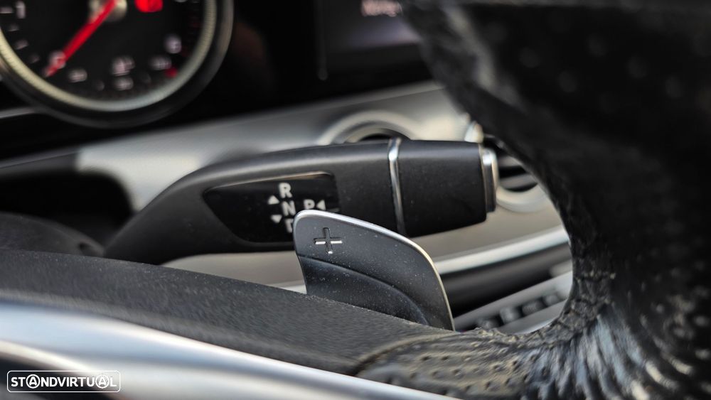 Mercedes-Benz E 220 d AMG Line - 34