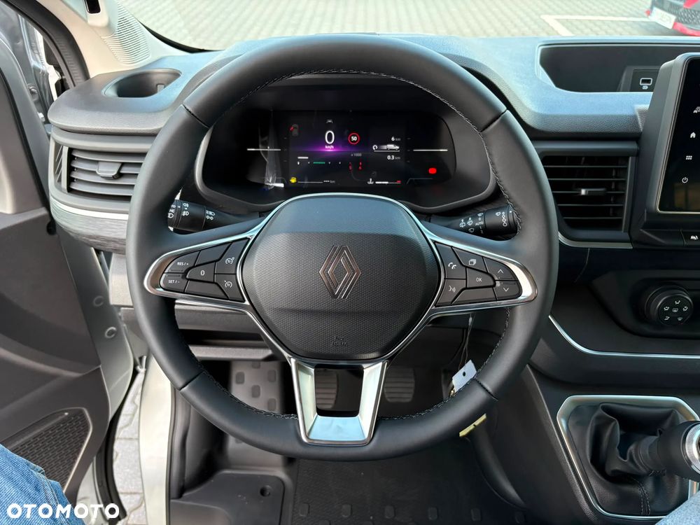 Renault Trafic - 17