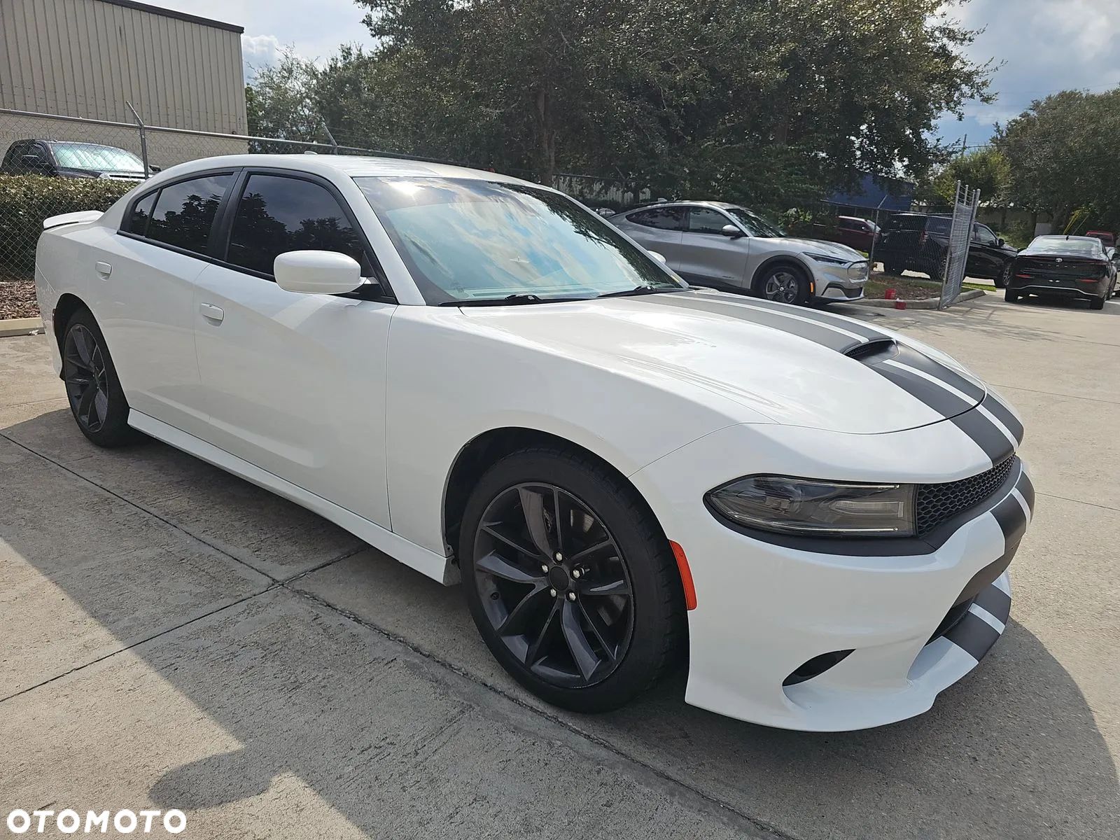 Dodge Charger 3.6 GT - 1