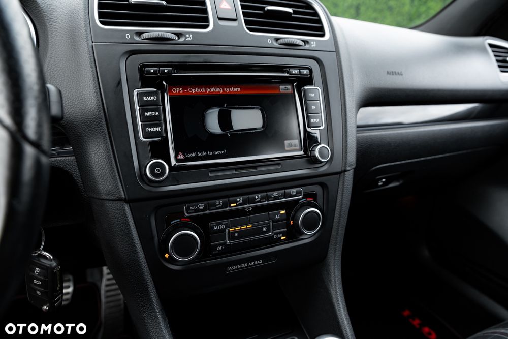 Volkswagen Golf 2.0 GTI - 33
