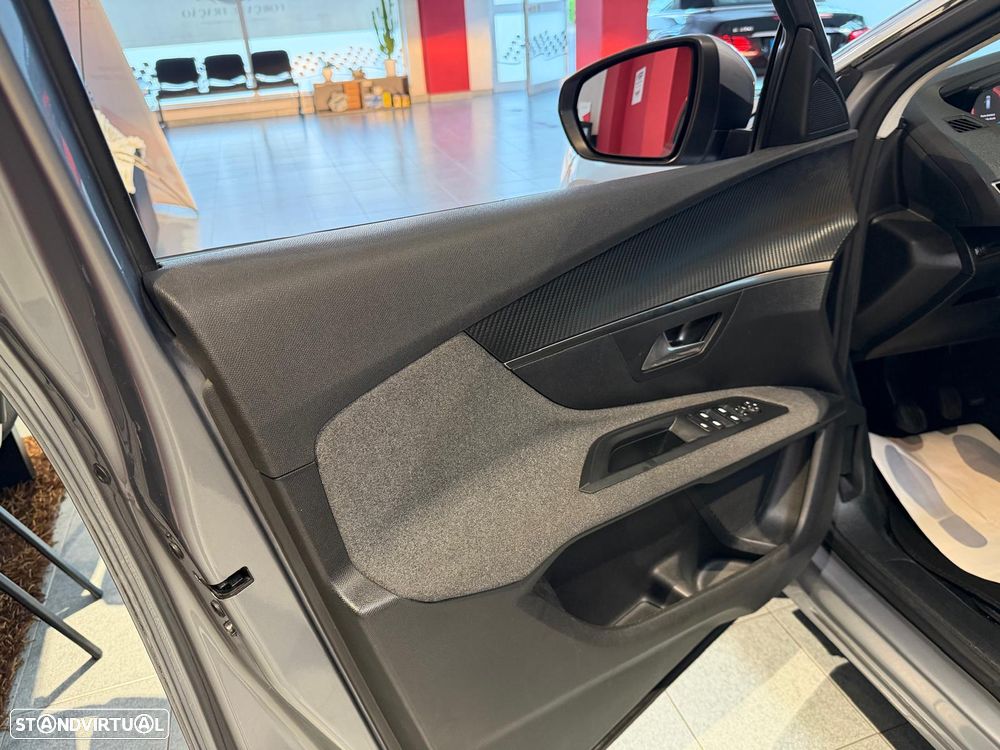 Peugeot 3008 1.5 BlueHDi Style - 14