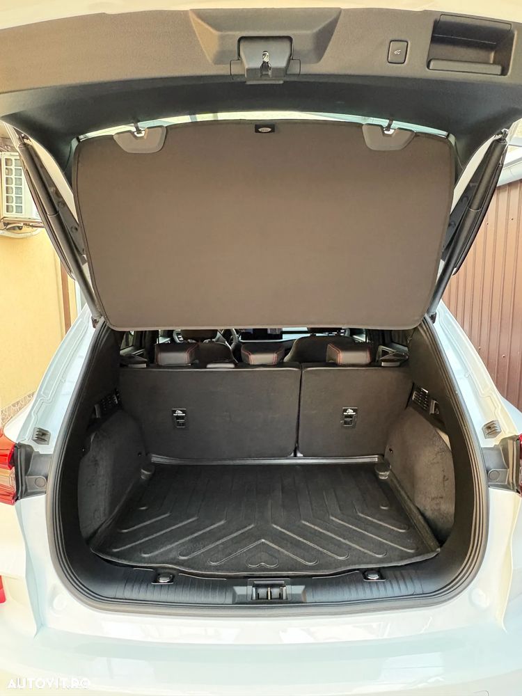 Ford Kuga 1.5 EcoBoost A8 FWD ST-Line X - 15