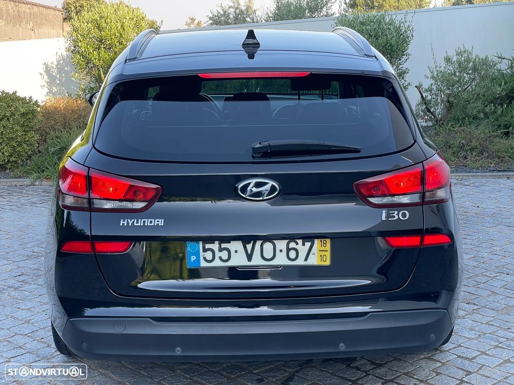 Hyundai i30 CW - 12
