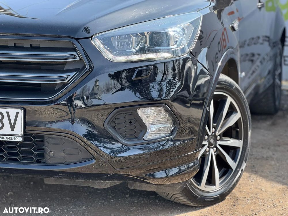 Ford Kuga 2.0 TDCi 4WD Powershift ST-Line - 14