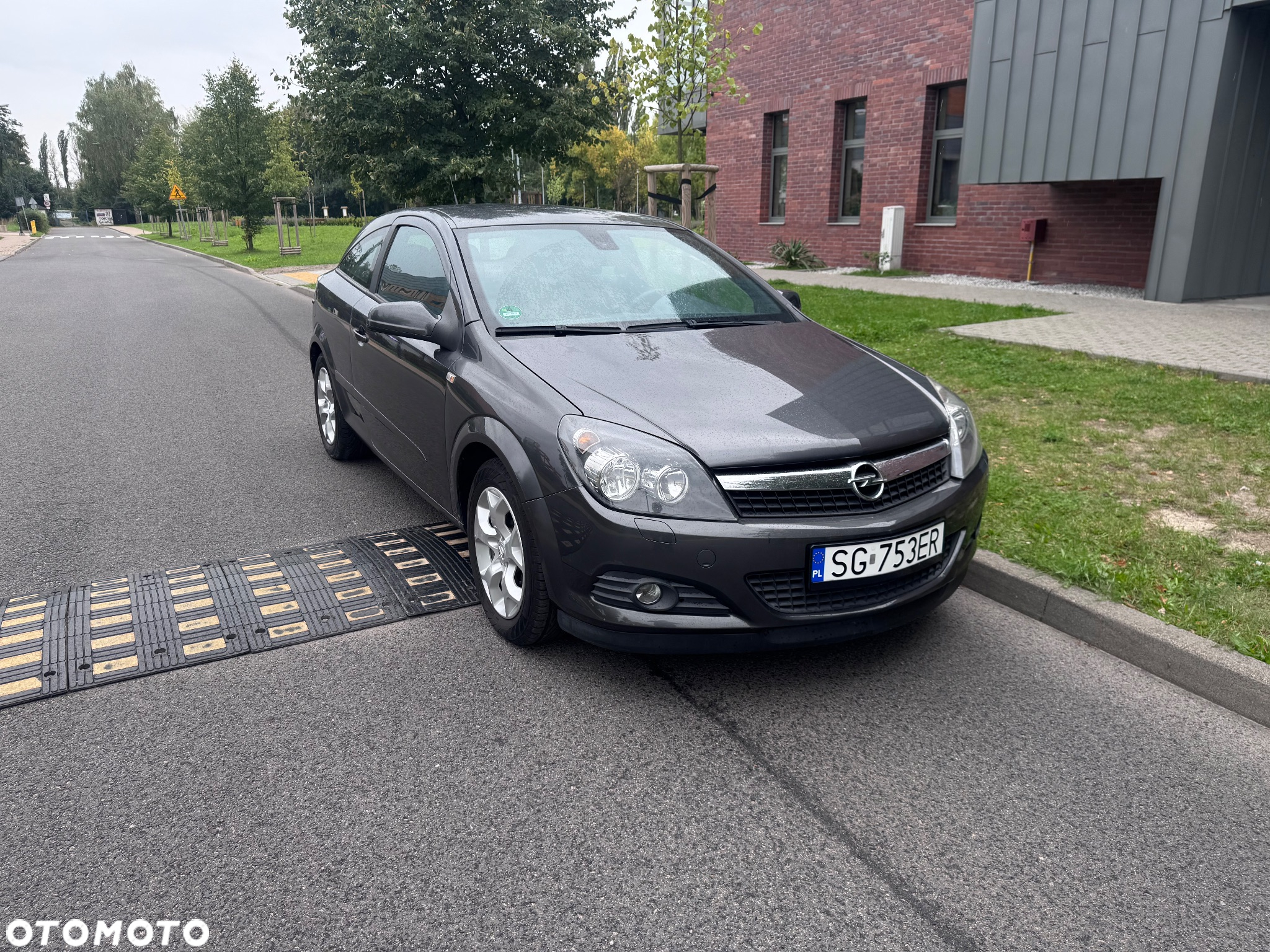 Opel Astra GTC 1.8 Sport - 5