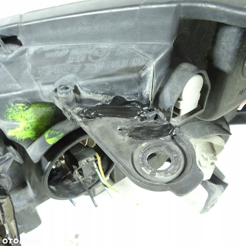 DACIA LODGY REFLEKTOR PRAWY 260102414R - 3