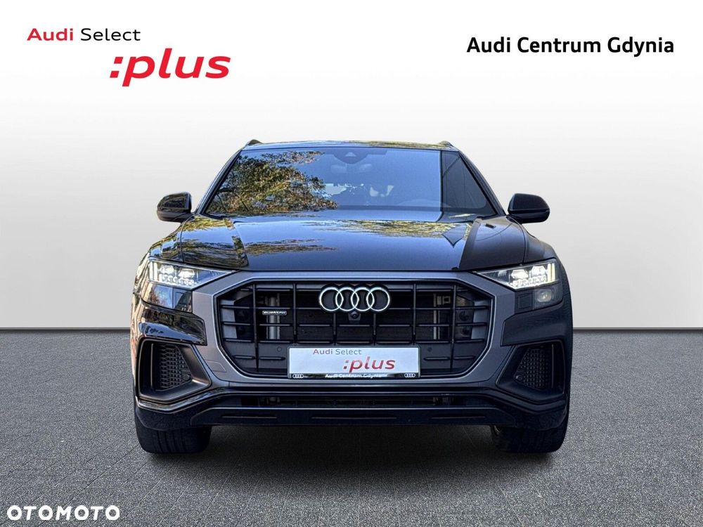 Audi Q8 - 8