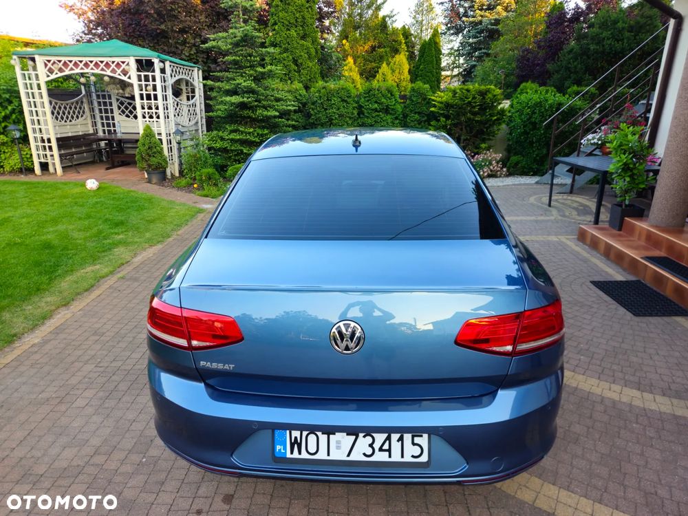 Volkswagen Passat 2.0 TDI BMT Comfortline - 11