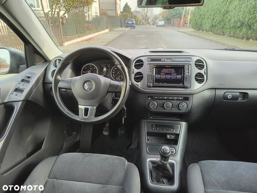 Volkswagen Tiguan - 13