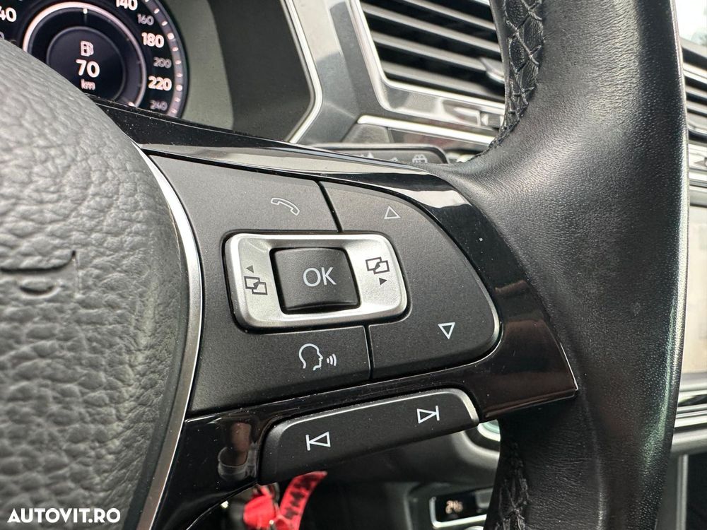 Volkswagen Tiguan - 15
