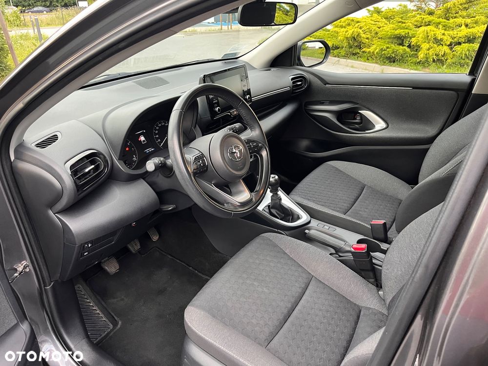 Toyota Yaris 1.5 Comfort - 13