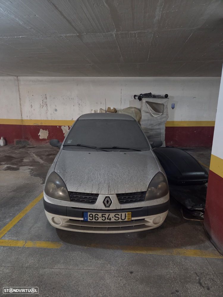 Renault Clio 1.5 dCi S - 6