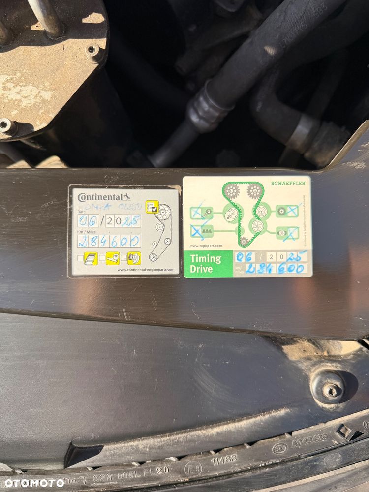 Volkswagen Passat - 19