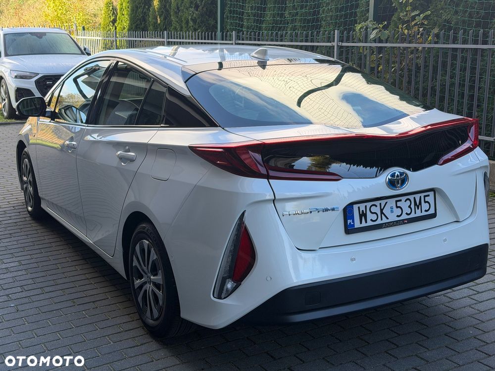 Toyota Prius - 18