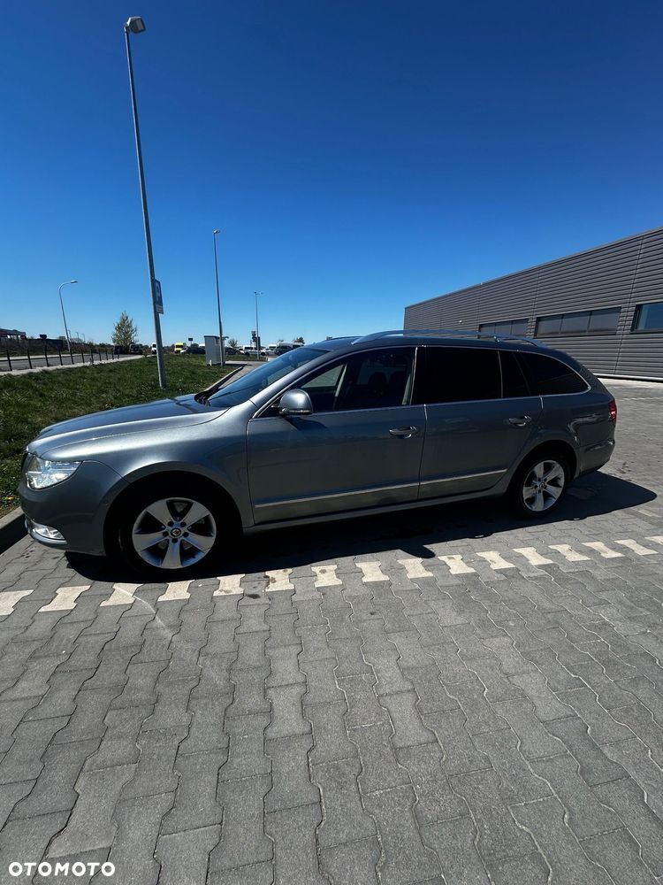 Skoda Superb 1.8 TSI 4x4 Exclusive - 3